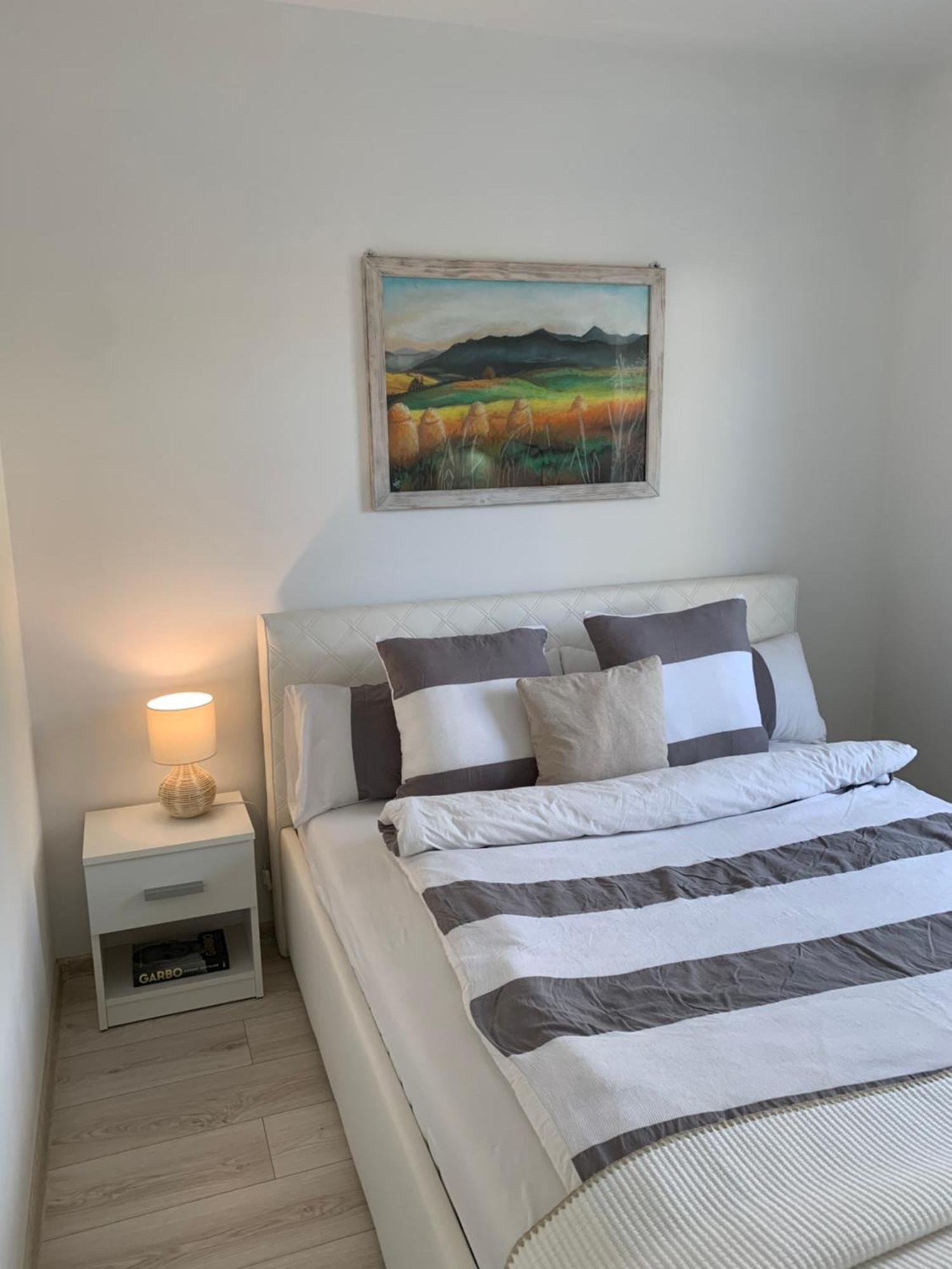 Aura Home Grywald Exteriér fotografie